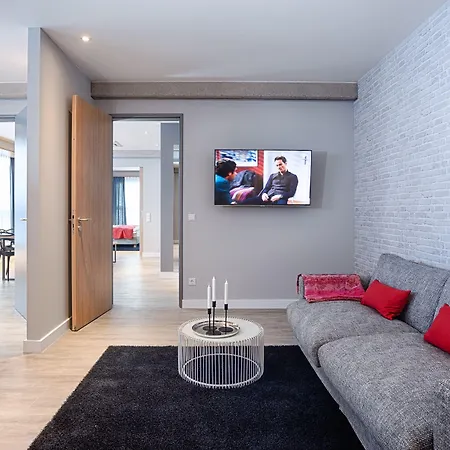 アパートホテル Mロフト 4*