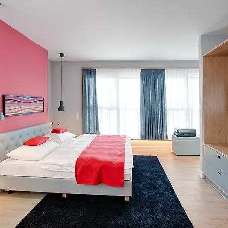 Aparthotel Mloft 4*